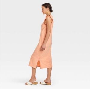Universal Thread Ruffled sleeve dress